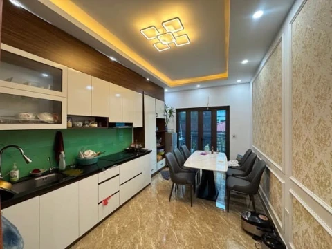 TÂY HỒ – MẶT NGÕ OTO – THANG MÁY, SỔ VUÔNG ĐẸP