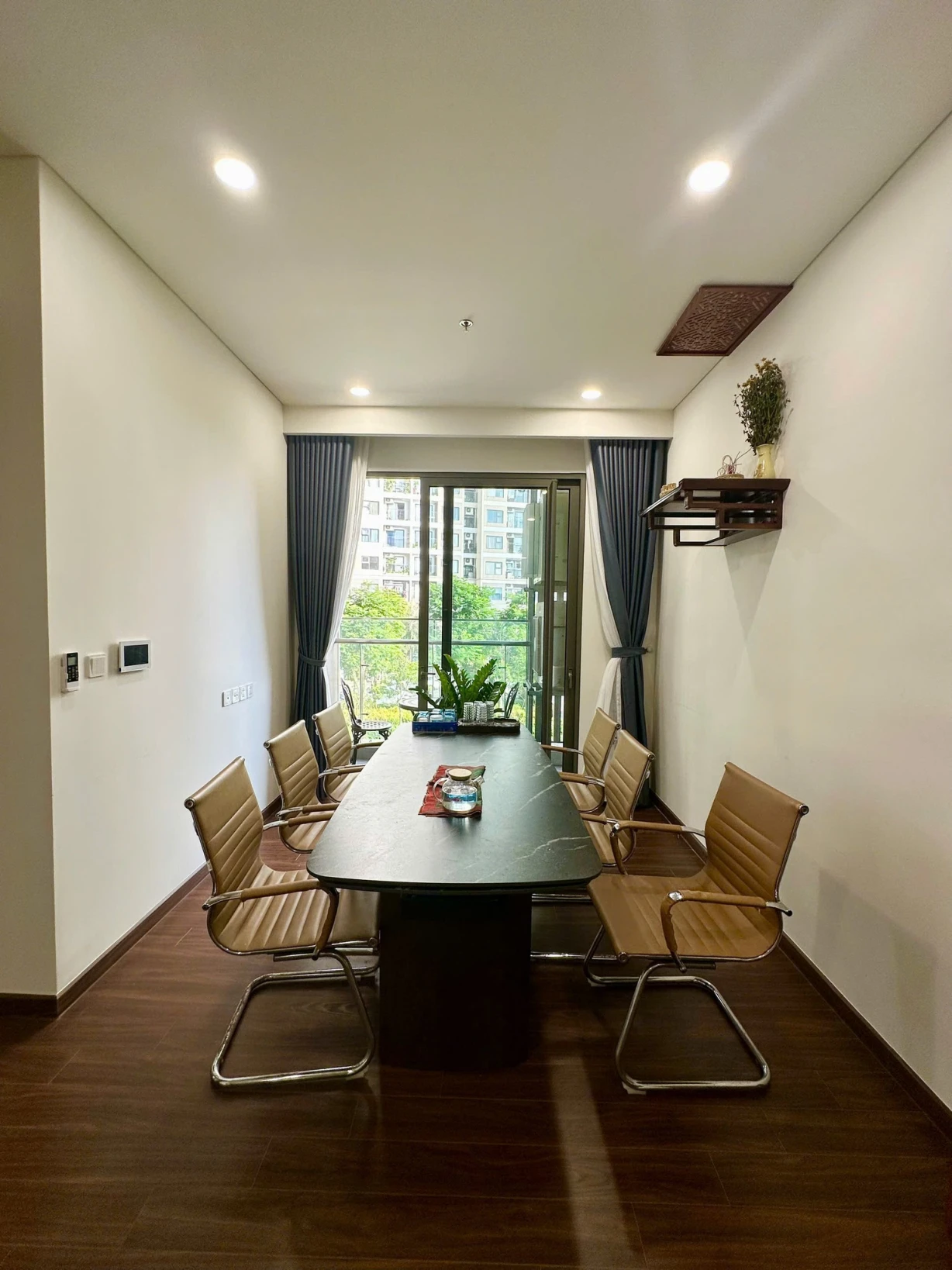 Cần cho thuê Masteri toà H2- Căn GÓC 3PN, View nội khu trục căn số 21 - #Giá thuê 15 triệu tháng bao phí
