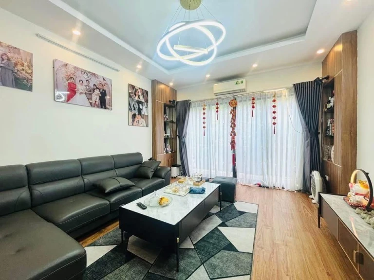 10 tỷ 40m2 5 tầng - NGUYỄN VĂN HUYÊN - CẦU GIẤY - 10m ra đường ô tô.