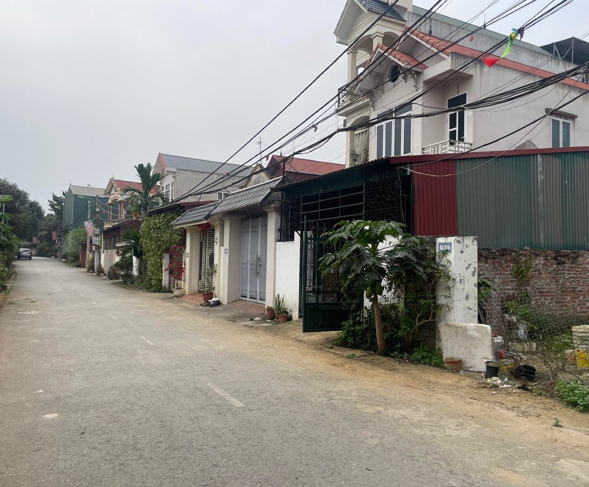 Chính chủ cần bán mảnh đất  ở TDP 2 (Di Lăng), phường Trung sơn Trầm, thị xã Sơn Tây, thành phố Hà Nội.