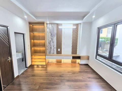 TRẦN KHÁT CHÂN – 55M² – 5 TẦNG – MẶT TIỀN 5.1M - 6 NGỦ - 4 VS.