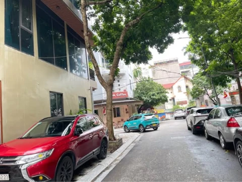 BÁN NHÀ MẶT NGÕ Ô TÔ TRÁNH – THANG MÁY – KINH DOANH ĐỈNH