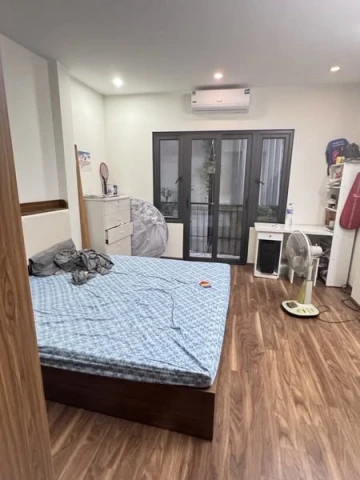 NHÀ ĐẸP NGÕ QUỲNH - TRUNG TÂM HAI BÀ TRƯNG - NHÀ MỚI KINH KONG - DIỆN TÍCH 32m² x 5 TẦNG