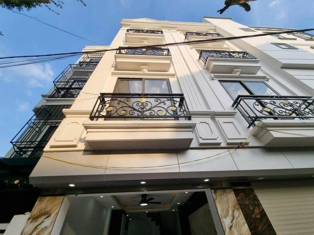 🏠 Chính chủ cần bán nhà 3 tầng – ô tô đỗ tận cửa – về ở ngay!