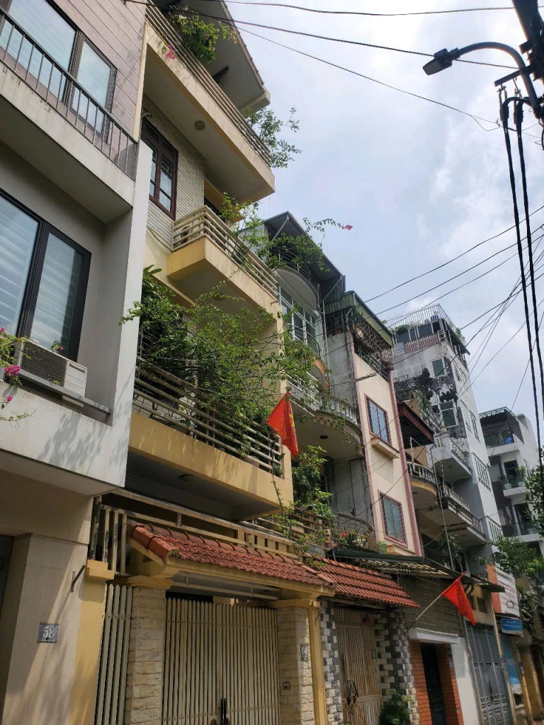 Bán nhà Nguyễn Sơn,Long Biên 4 tầng,78m,mt4.6m oto tránh nhỉnh 20 tỷ
