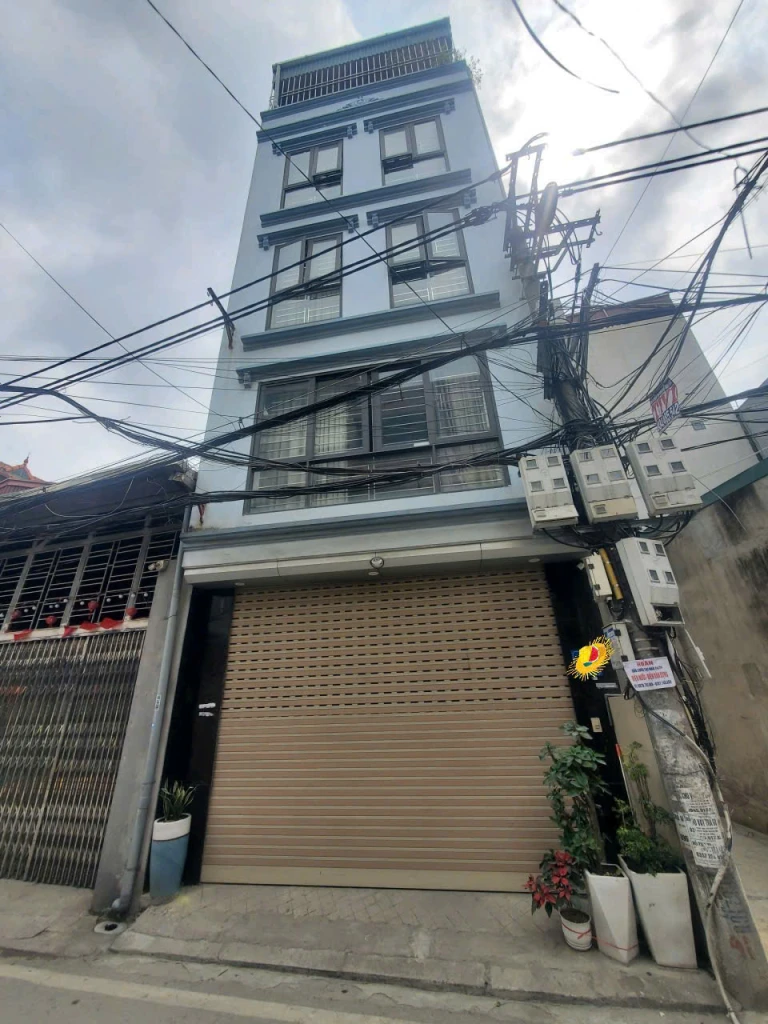 Bán nhà Phố Trạm,Long Biên 5 tầng,60m,mt4.6m oto tránh nhỉnh 17 tỷ