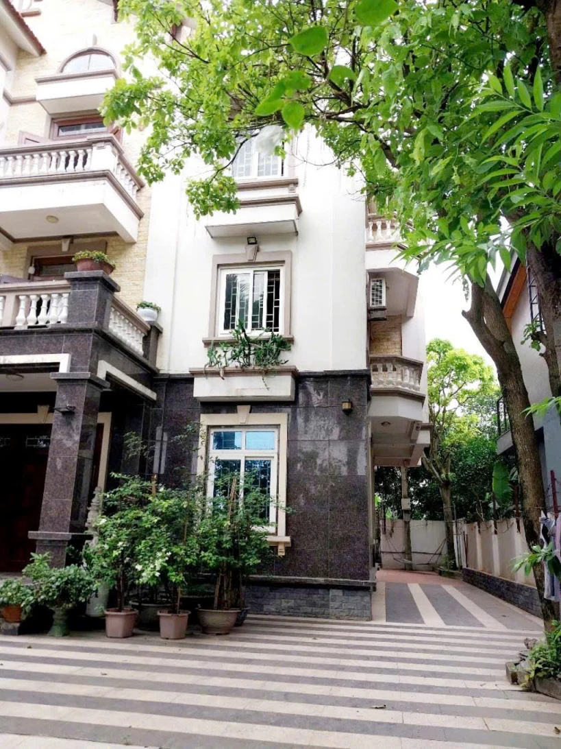 BÁN BIỆT THỰ THẠCH BÀN, LONG BIÊN 145M 42 TỶ