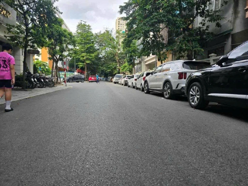 BÁN NHÀ PHÂN LÔ LIỀN KỀ NGUYỄN TUÂN, THANH XUÂN 76M 46 TỶ