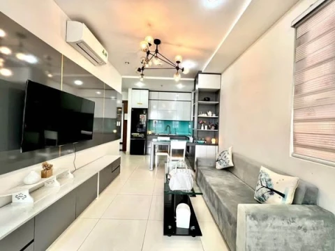 Cho thuê căn hộ chung cư toà Shp Plaza đối diện sân Lạch Tray!