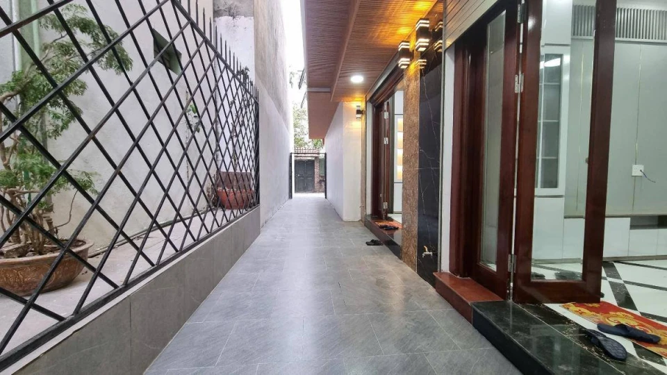 NHÀ ĐẸP, PHƯỜNG PHÚ THƯỢNG, TÂY HỒ-KD-Ô TÔ: 35M X5T, MT 3,5M, GIÁ 7,6 TỶ.