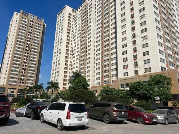 Bán nhà lô góc phố Nguyễn Sơn – 80m², 4 tầng, ô tô đỗ cửa