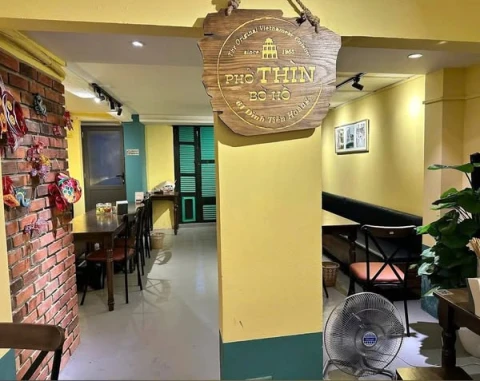 Cho thuê Mbkd phố mặt phố Kim Mã
