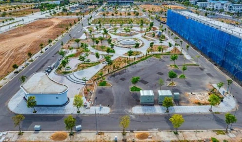NHÀ PHỐ 4 TẦNG MẶT BIỂN SỔ ĐỎ SỞ HỮU LÂU DÀI GIÁ CHỈ 5X TY NGAY BÌNH SƠN OCEAN PARK K2