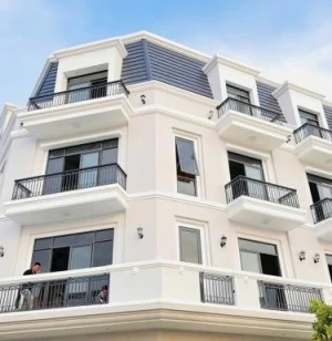 1ty650 nhận nhà liền liên hệ em ngay