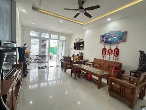 bán nhà đất