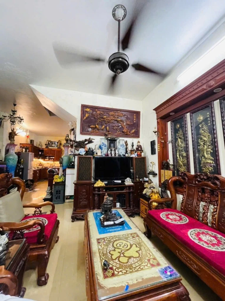 Hàng Hiếm Rẻ Tại, Tam Khương Đống ĐA 77m2, 14 tỷ, Ô TÔ ĐỖ CỬA.