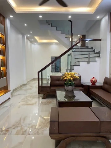 Bán nhà ngõ thông ô tô đỗ cửa