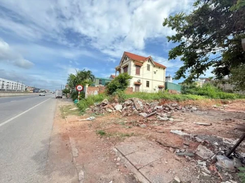 200m mặt đường Đại Yên