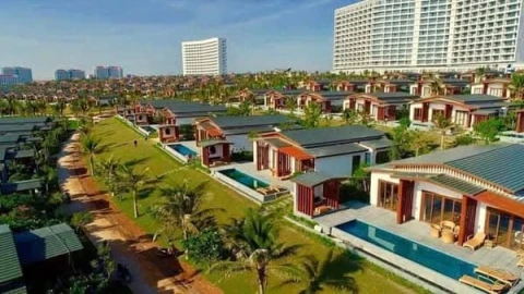 CẦN BÁN GẤP biệt thự Movenpick Cam Ranh 2PN -513,59m2. TẶNG KÈM căn hộ 49,9m2 tổng giá chỉ 16,5ty