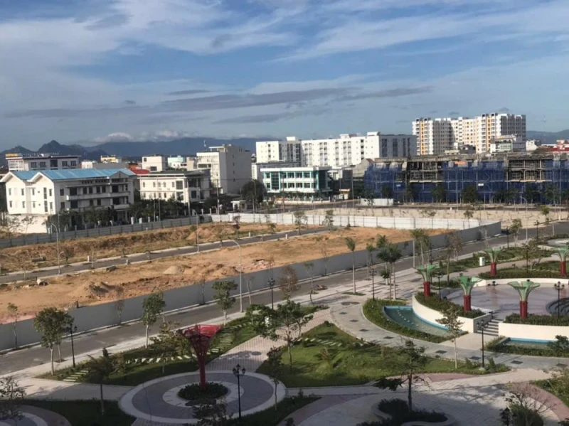 Bán nhà 4 tầng gần biển, Khu đô thị Bình Sơn Ocean Park, 361m², Giá chỉ 2.5 tỷ