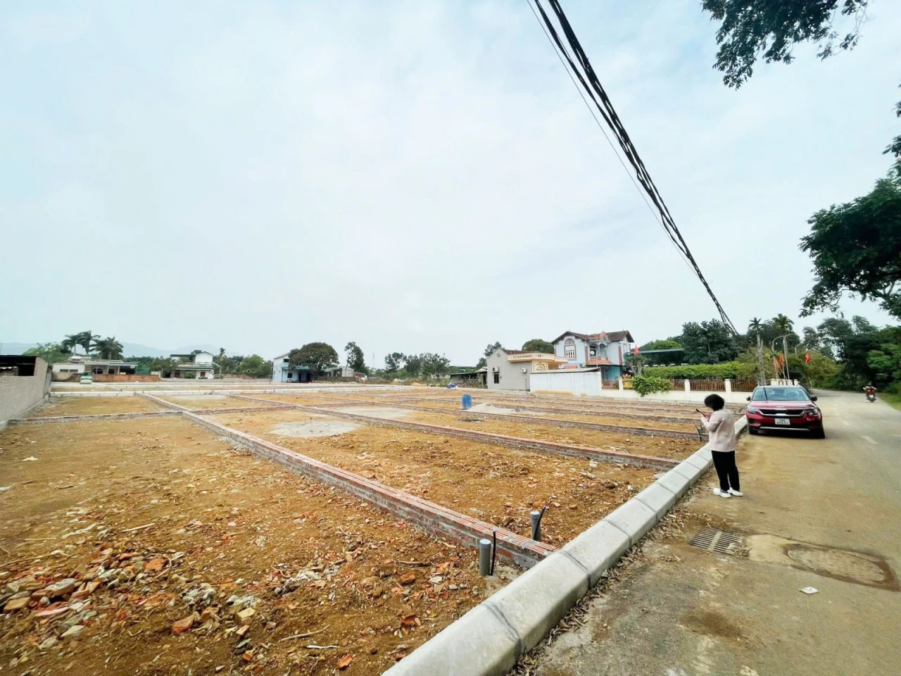 Cần bán đất Phú Cát, 100m2, full thổ, view hồ 10ha, sẵn sổ mới 2025, hàng F0, gần TĐC Vai Réo