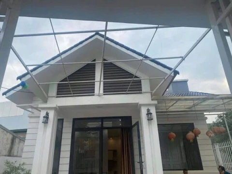 Cần bán căn nhà mái thái thiết kế hiện đại
