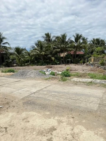 bán đất mặt đương