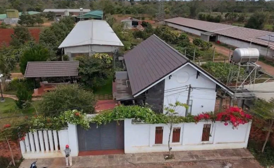 Cần Bán đất