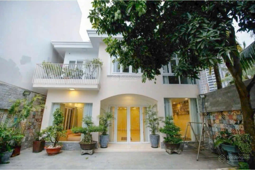 BÁN BIỆT THỰ KHU THẢO ĐIỀN - Q2 -  𝐁𝐢𝐞̣̂𝐭 𝐭𝐡𝐮̛̣ 𝐬𝐚̂𝐧 𝐯𝐮̛𝐨̛̀𝐧 𝐐𝐮𝐚̣̂𝐧 𝟐 chỉ 55 tỷ