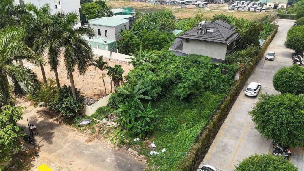 Bán lô đất góc 2MT Villa Thảo Điền , quận 2 cam kết giá  rẻ nhất Thảo Điền