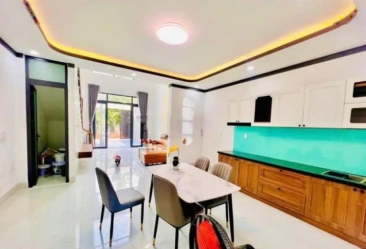 Nhà Tân Triều giá rẻ full nội thất view sông thu hút tài lộc