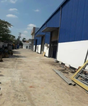 Bán kho 3700m2 mặt tiền quốc lộ 1A đất hỗn hợp, có kno kiên cố