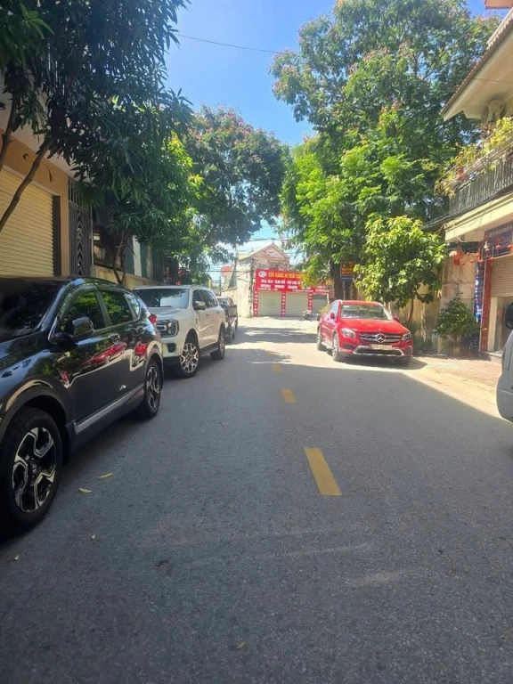 Cách đường Lê Viết Thuật chỉ 20m, thuộc số nhà 2 đường Đặng Như Mai - Hưng Lộc.