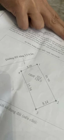 Gd em có lô đất ở ngõ 49 Hàm nghi, sau khu vinhomes và gần khu nhà ở XH của vin