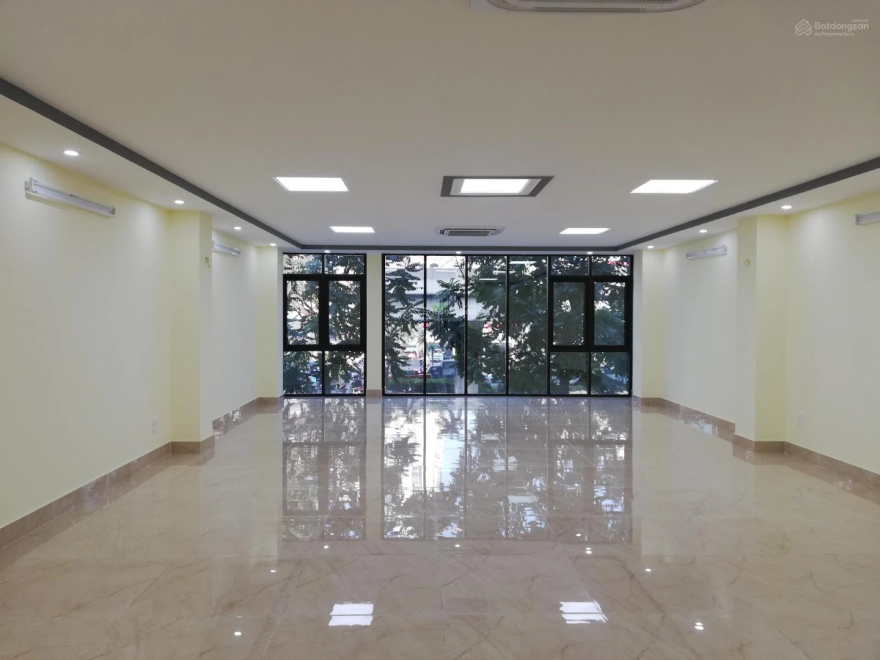 CHO THUÊ VĂN PHÒNG MẶT PHỐ 47 KHUẤT DUY TIẾN - ƯU ĐÃI 50% THÁNG ĐẦU