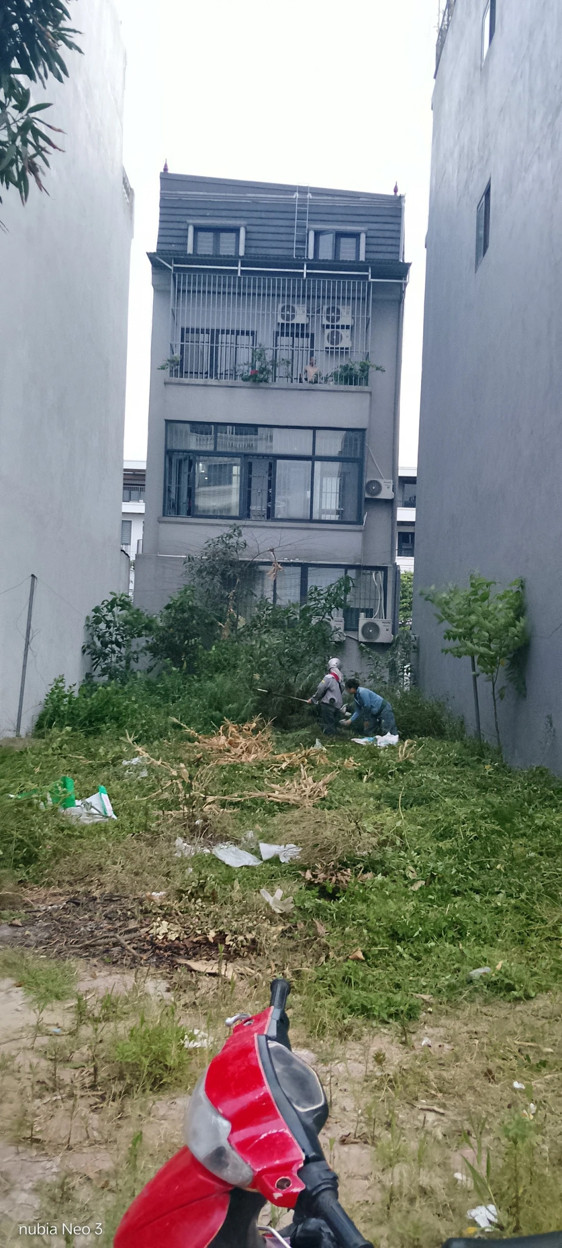 Cần tiền lo việc lớn nên mình cần ra nhanh lô đất này