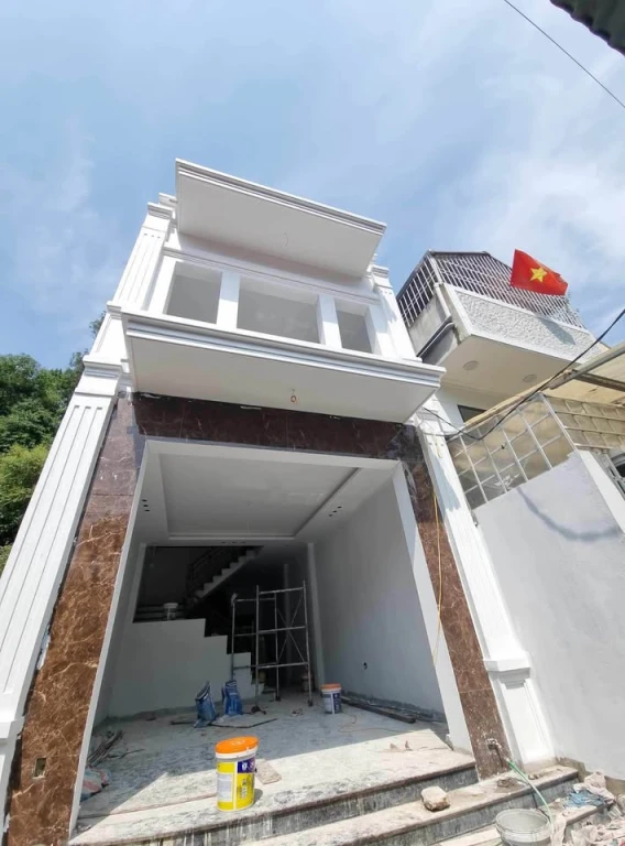 BÁN NHÀ 2 TẦNG KIÊN CỐ – NGÕ 259 TRẦN QUANG KHẢI, TP. LẠNG SƠN