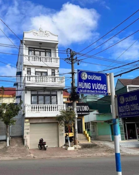 CHO THUÊ NHÀ NGUYÊN CĂN mặt tiền KINH DOANH trung tâm thanh phô