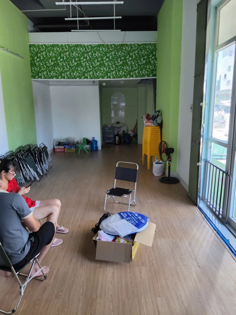 chính chủ cho thuê kiot góc kđt thanh hà mường thanh