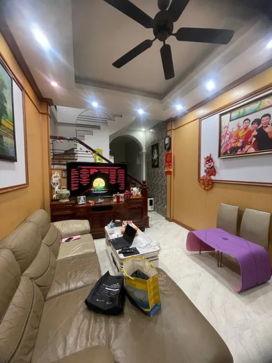 BÁN NHÀ MẶT NGÕ THÔNG Ô TÔ CHÁNH PHỐ Tư Đình 54m2 X 3 tầng 7.7 tỷ Long Biên Hà Nội.