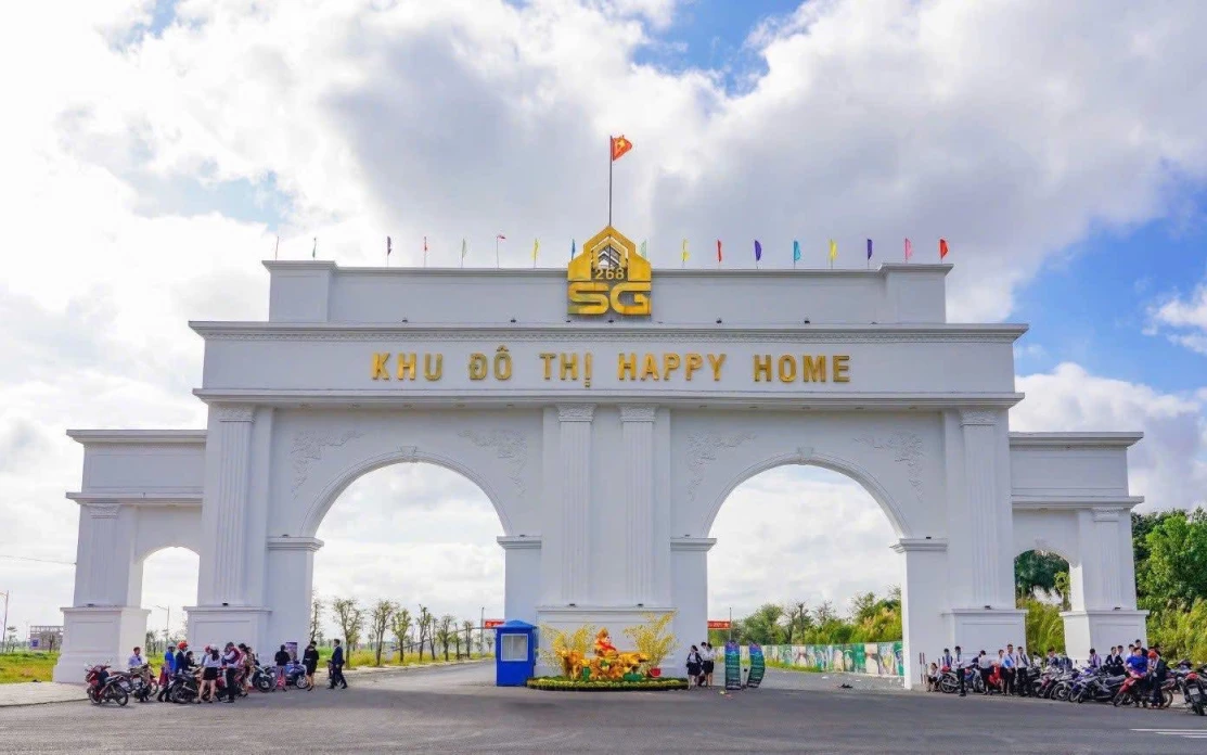 CẦN 𝐁𝐀́𝐍 ĐẤT- 𝐊𝐇𝐔 Đ𝐎̂ 𝐓𝐇𝐈̣ 𝐇𝐀𝐏𝐏𝐘 𝐇𝐎𝐌𝐄  CÀ MAU : 𝟐,8 tỷ/ nền