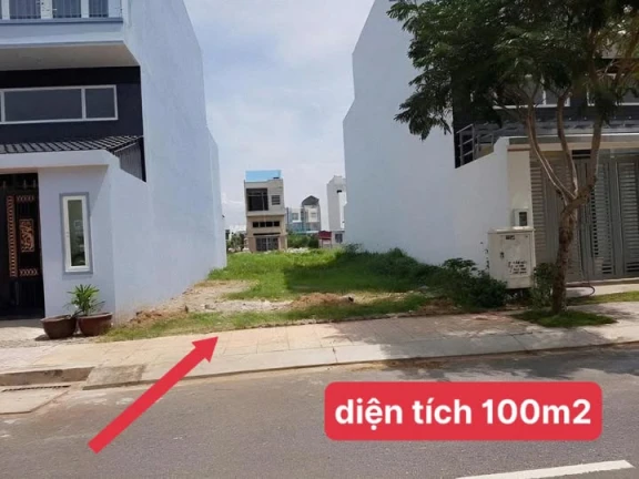Bố em nhờ đăng bán hộ mảnh đất nhà . Diện tích 100m2 đã có sổ rồi giá bán 1ty5