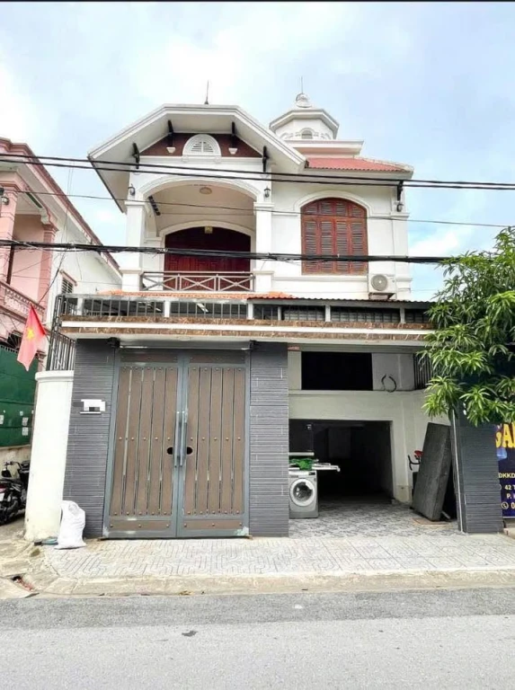 BÁN NHÀ GÓC 2 MẶT TIỀN – TRẦN QUỐC TOẢN