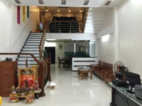 BÁN CĂN 2 MẶT TIỀN VỊ TRÍ KINH DOANH SIÊU VIP PHÚ SƠN