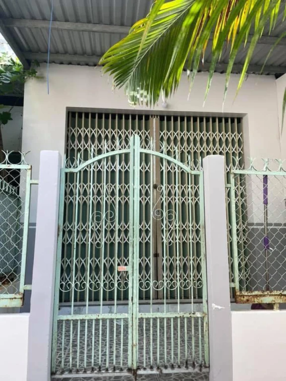 CHO THUÊ NHÀ NGUYÊN CĂN 4m x 20m