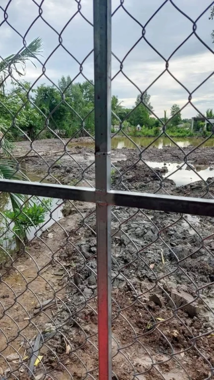 Nhà và vuông nhỏ cho thuê 2tr5/ tháng . Hòa Thành , cách Cà Mau 7km5