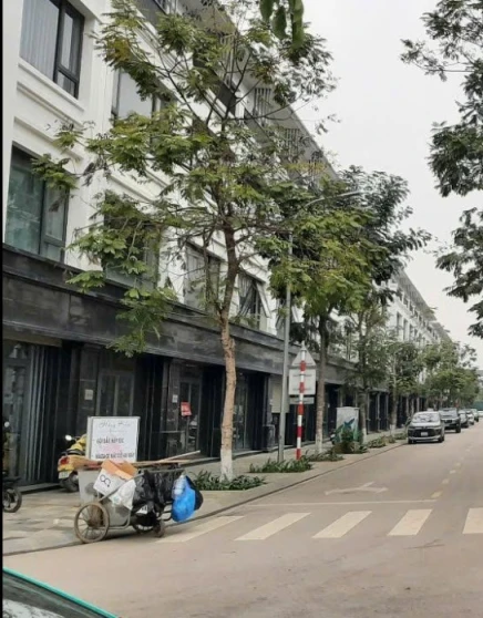 Chính chủ bán nhanh shophouse Sh2-23 Diamond Park Tp Lạng Sơn sẵn sổ sang tên LH 0966 382 595