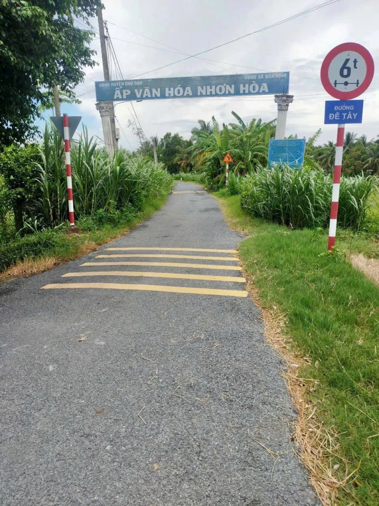 Mở bán 2 nền Fo chỉ 390 triệu /nền. mặt tiền đường Nhựa 6 Tấn đối diện kênh mát mẻ @