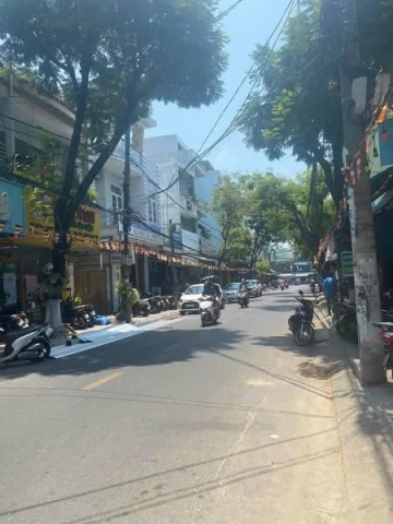 + Siêu phẩm Tân Bình kế bên Q3, Q10, Q11, hẻm xe hơi, lô góc 2 mặt tiền nhà thoáng mát, vị trí cực đẹp.