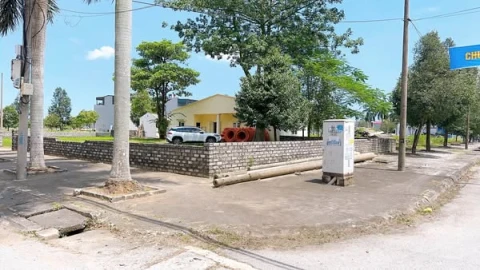 Lô Biệt thự đầu ve MB81 Quảng Tân cũ nay là xã Lưu Vệ.